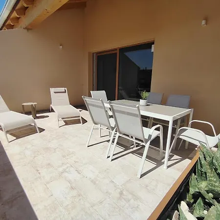 Dide House Apartament *