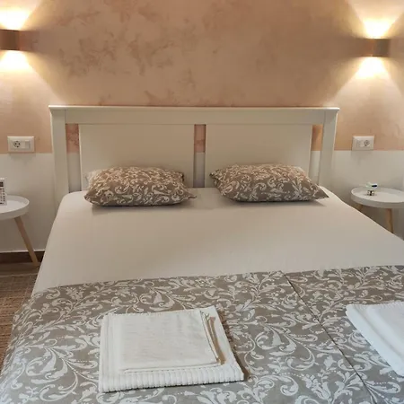 Dide House Apartamento *