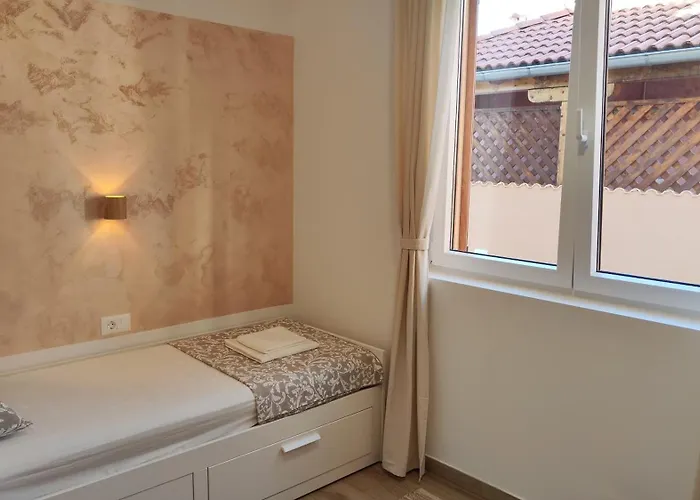 아파트 Dide House 비오그라드나모루