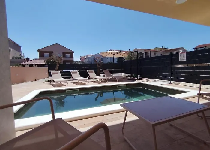 아파트 Dide House 비오그라드나모루