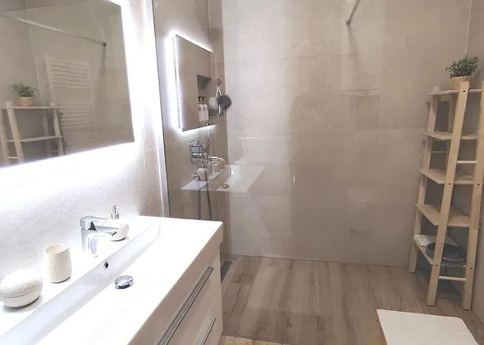 Dide House 比奥格勒·纳·莫鲁