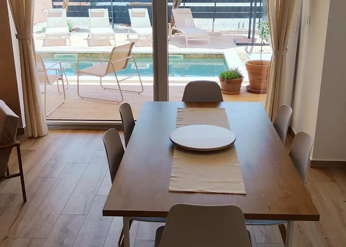 Dide House * 비오그라드나모루