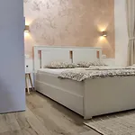 Dide House