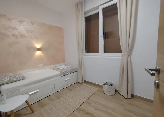 Dide House بيوغْغاد نا موغو