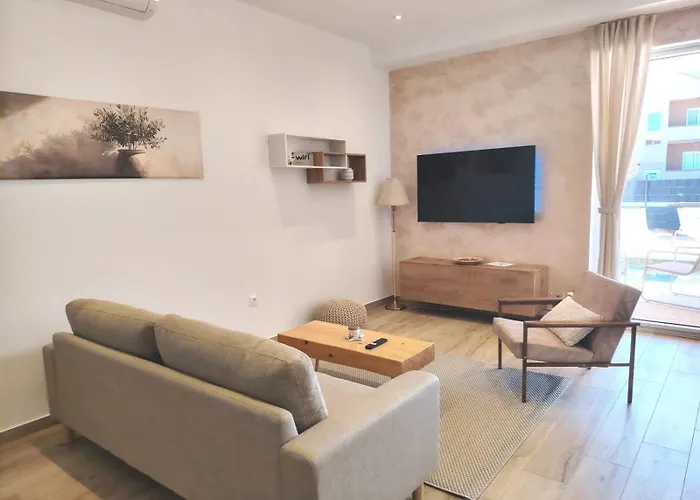 Dide House بيوغْغاد نا موغو