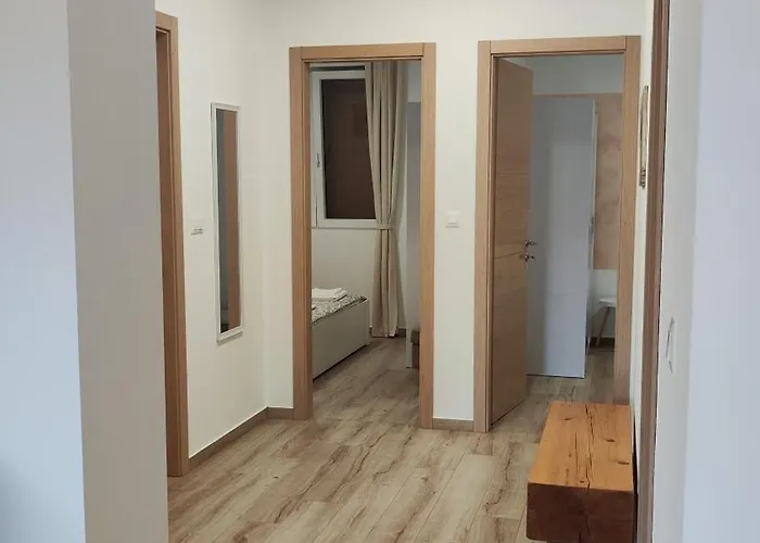 Dide House بيوغْغاد نا موغو