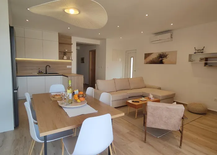 Dide House * بيوغْغاد نا موغو